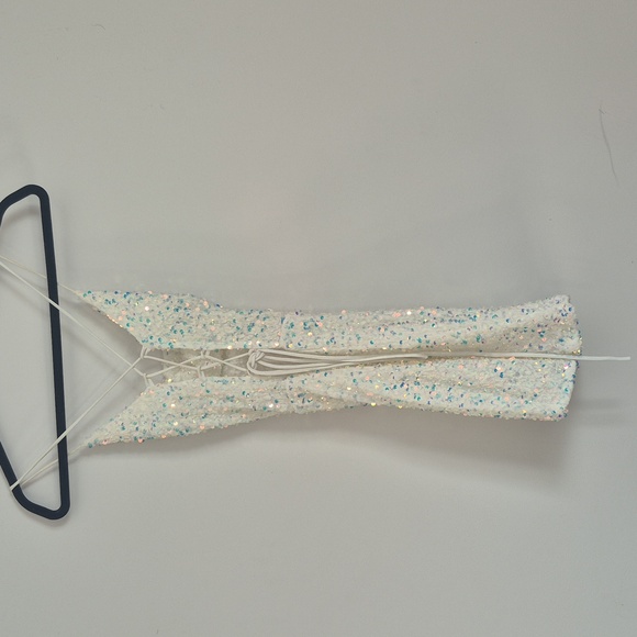 Lucy in the Sky Iridescent Sequin Mini Dress XS - Picture 2 of 3